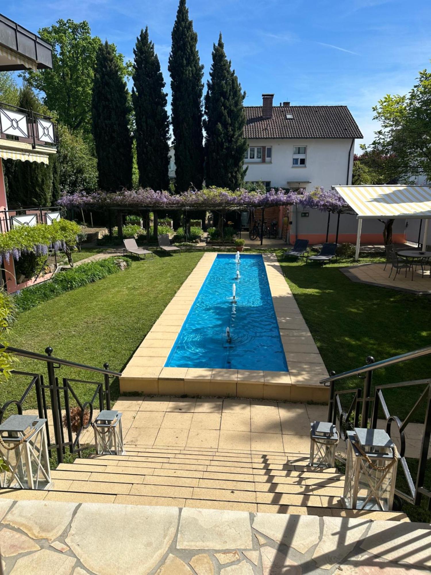 Hofmann Zur Mühle 3*